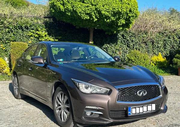 infiniti tarnów Infiniti Q50 cena 74900 przebieg: 143500, rok produkcji 2015 z Tarnów